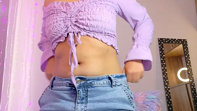 Snapshot of im_anna_ chatting on November 6, 6:53 pm im anna online show from November 6, 6:53 pm