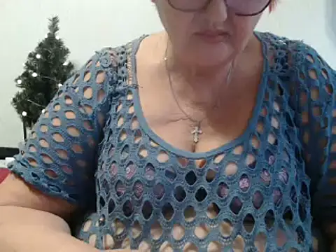 DeniseeRose online show from December 2, 10:28 am