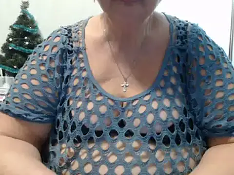 DeniseeRose online show from January 1, 12:11 am