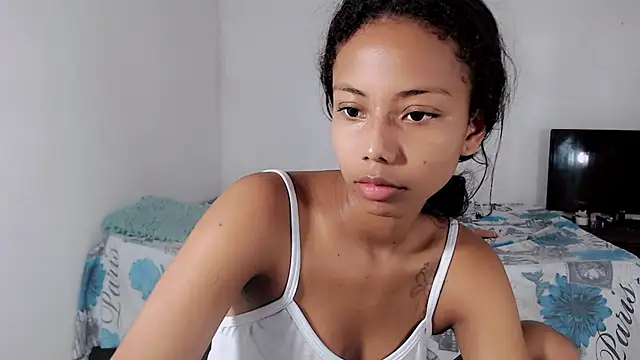 Snapshot of jasmin_brunette_ chatting on November 18, 12:20 pm jasmin brunette online show from November 18, 12:20 pm