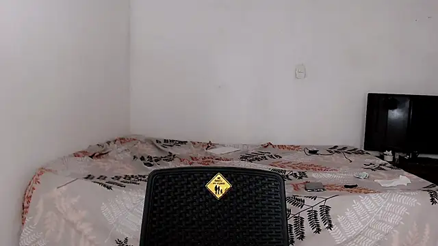 Snapshot of jasmin_brunette_ chatting on December 15, 11:58 am jasmin brunette online show from December 15, 11:58 am