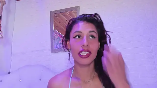 Snapshot of Malory_Cortez chatting on March 21, 6:27 am Malory Cortez online show from March 21, 6:27 am