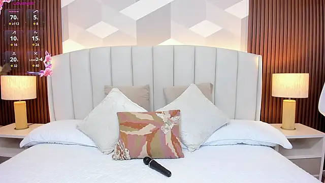 Snapshot of Marge_lasander chatting on October 30, 2:02 am Marge lasander online show from October 30, 2:02 am