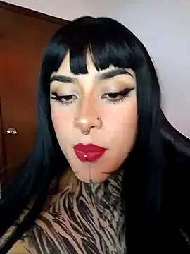 Snapshot of taaylor33 chatting on December 7, 11:40 am taaylor33 online show from December 7, 11:40 am