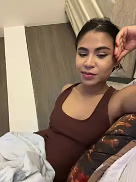 HaileyBaldwin online show from December 29, 1:56 am