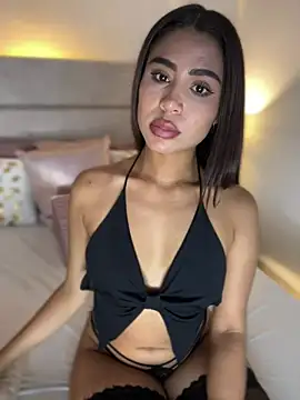 HaileyBaldwin online show from January 8, 5:27 am