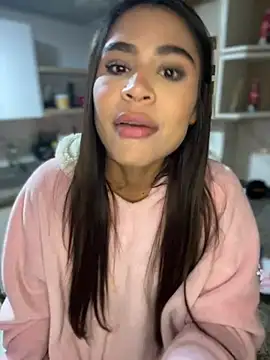 HaileyBaldwin online show from January 23, 5:35 am