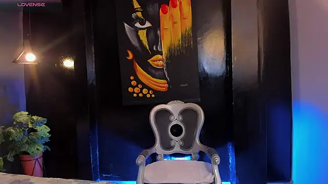 Snapshot of Johan_Williams_07 chatting on February 1, 12:20 am Johan Williams 07 online show from February 1, 12:20 am