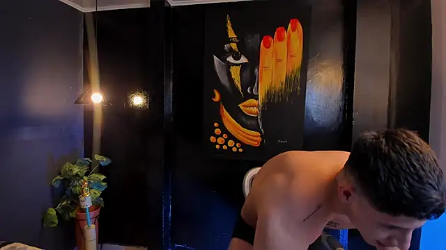 Snapshot of Johan_Williams_07 chatting on February 10, 5:22 am Johan Williams 07 online show from February 10, 5:22 am