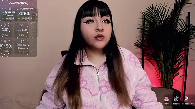 sara  lynn online show from March 9, 2:50 am