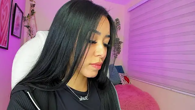 Starliee   online show from January 10, 2:46 am