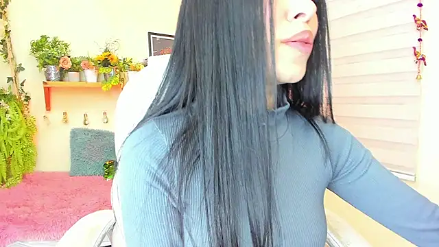 Starliee   online show from January 31, 11:35 pm