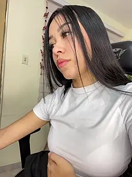 Starliee   online show from February 18, 11:41 pm