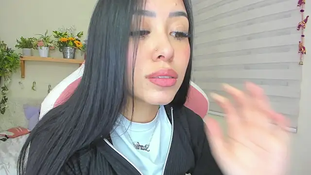 Starliee   online show from March 8, 12:11 am