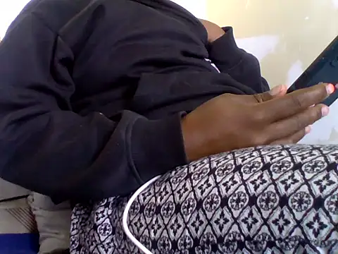 Snapshot of Hot-zeenah chatting on October 10, 4:33 am Hot-zeenah online show from October 10, 4:33 am