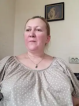 blondyaguar online show from December 16, 8:09 am