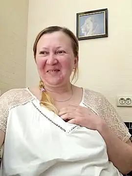 blondyaguar online show from February 20, 5:07 pm