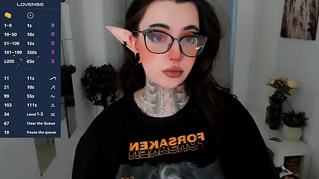 Dixi Pixi  online show from October 12, 5:39 am