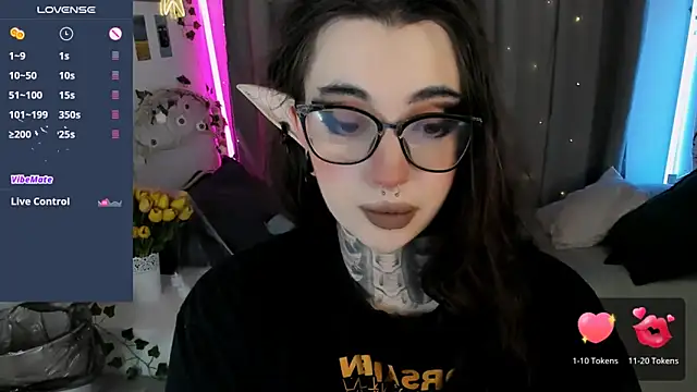 Dixi Pixi  online show from October 25, 5:48 am