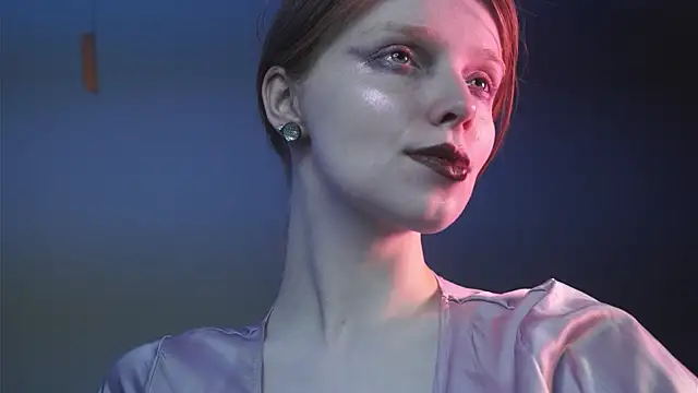 ginger hugs online show from November 27, 10:12 pm