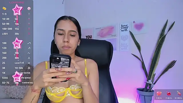 MissSussy online show from February 7, 9:05 am