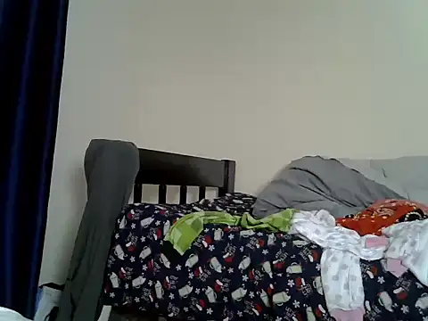 Snapshot of curvy_natallie chatting on September 17, 9:22 am curvy natallie online show from September 17, 9:22 am