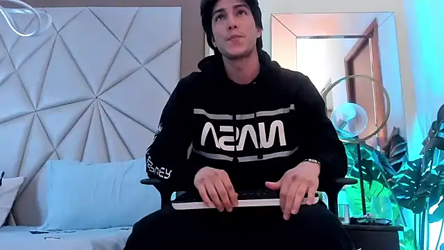 Karimferrer online show from January 5, 3:43 am