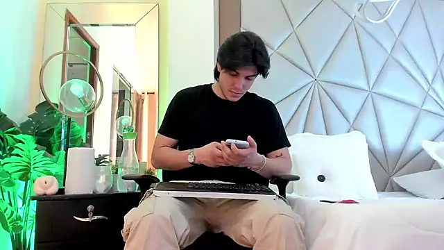 Karimferrer online show from January 14, 8:41 am