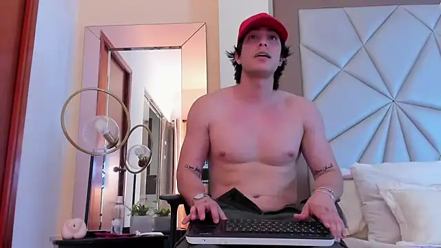 Karimferrer online show from February 4, 7:18 am