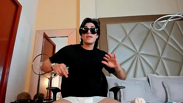 Karimferrer online show from October 1, 7:42 pm