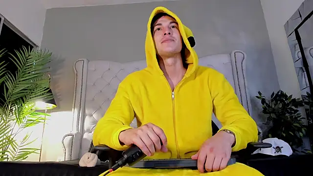 Karimferrer online show from November 29, 8:56 pm