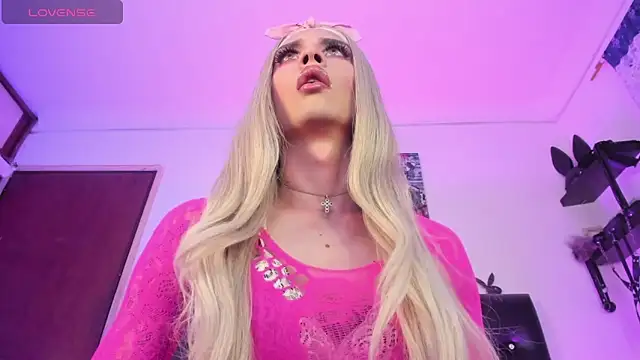 AngelsJones21 online show from April 15, 6:59 pm