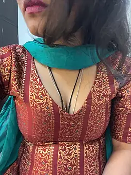 Spicy sari girl online show from December 10, 2:38 am