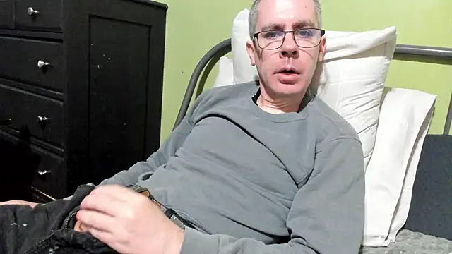 ImportantEquator0 online show from September 21, 2:40 pm