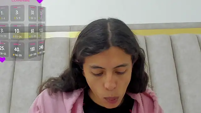 Snapshot of FreyaMoller chatting on October 11, 7:45 pm FreyaMoller online show from October 11, 7:45 pm