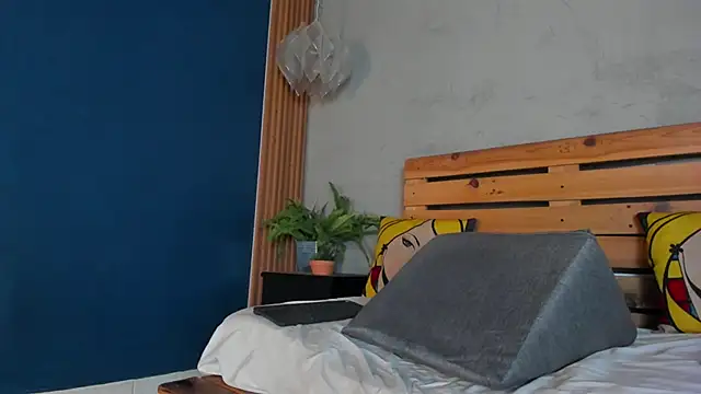 french sexx online show from January 17, 4:28 am