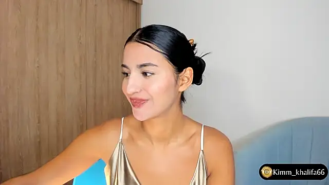 Kimm khalifa online show from March 19, 9:05 pm