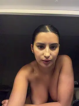 Kimm khalifa online show from March 31, 11:38 pm