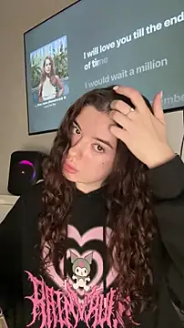 Snapshot of Kimi_Ass chatting on November 30, 1:37 pm Kimi Ass online show from November 30, 1:37 pm