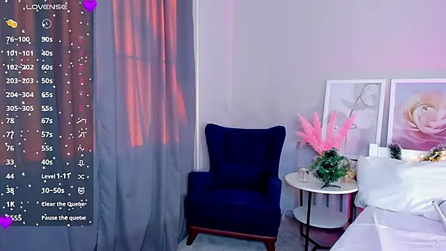 Snapshot of Elis_Fox chatting on January 8, 10:04 am Elis Fox online show from January 8, 10:04 am
