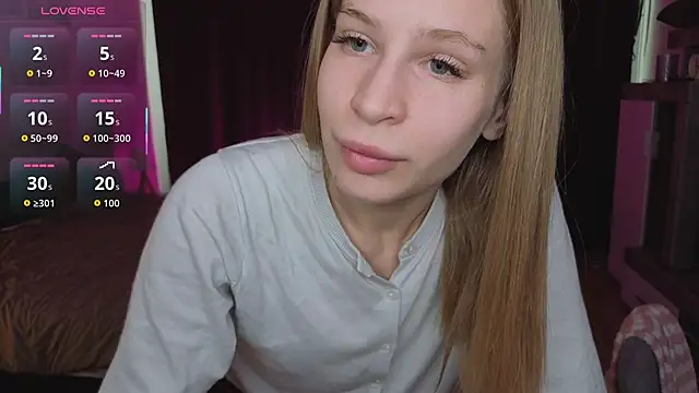 Elis Fox online show from April 13, 11:05 am