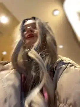 Snapshot of Times__Square chatting on December 28, 3:48 pm Times Square online show from December 28, 3:48 pm