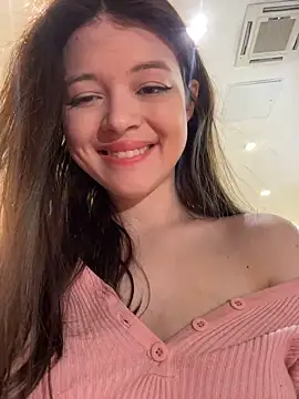 Snapshot of Times__Square chatting on February 6, 8:29 am Times Square online show from February 6, 8:29 am