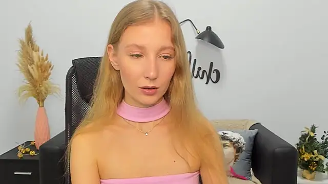 LolaWilsons online show from December 31, 10:04 am