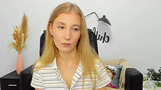 LolaWilsons online show from January 11, 11:23 am