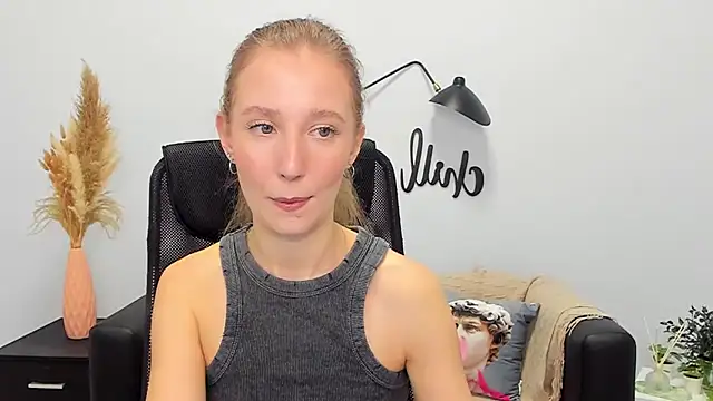 LolaWilsons online show from January 30, 12:37 pm