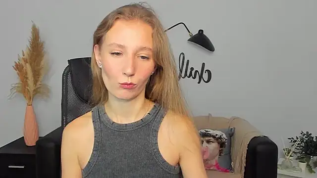 LolaWilsons online show from February 5, 12:27 pm