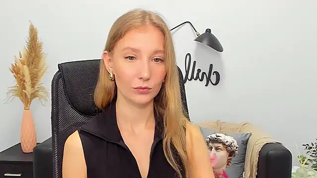 LolaWilsons online show from February 7, 9:26 am