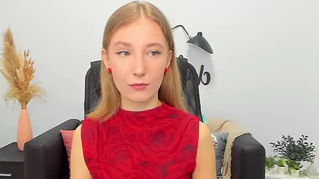 LolaWilsons online show from February 24, 6:16 am