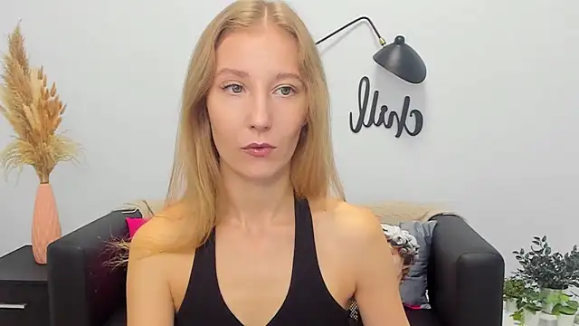 LolaWilsons online show from September 16, 6:14 am